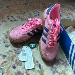 Women’s Adidas Gazelle 'Bold Pink Glow’